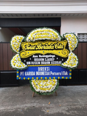Papan Bunga Duka di Ome